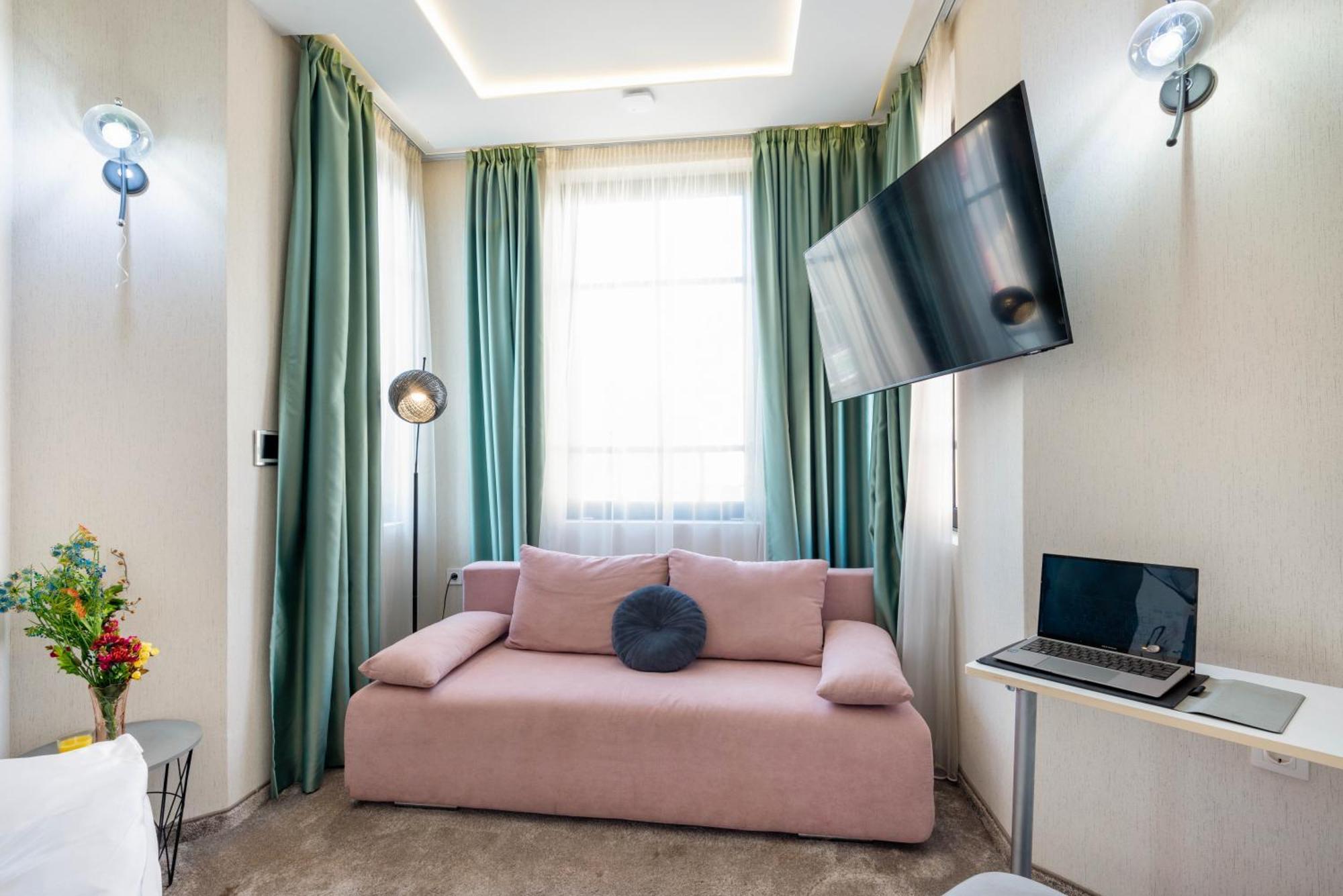 Aurora Hills Hotel Plovdiv Eksteriør billede